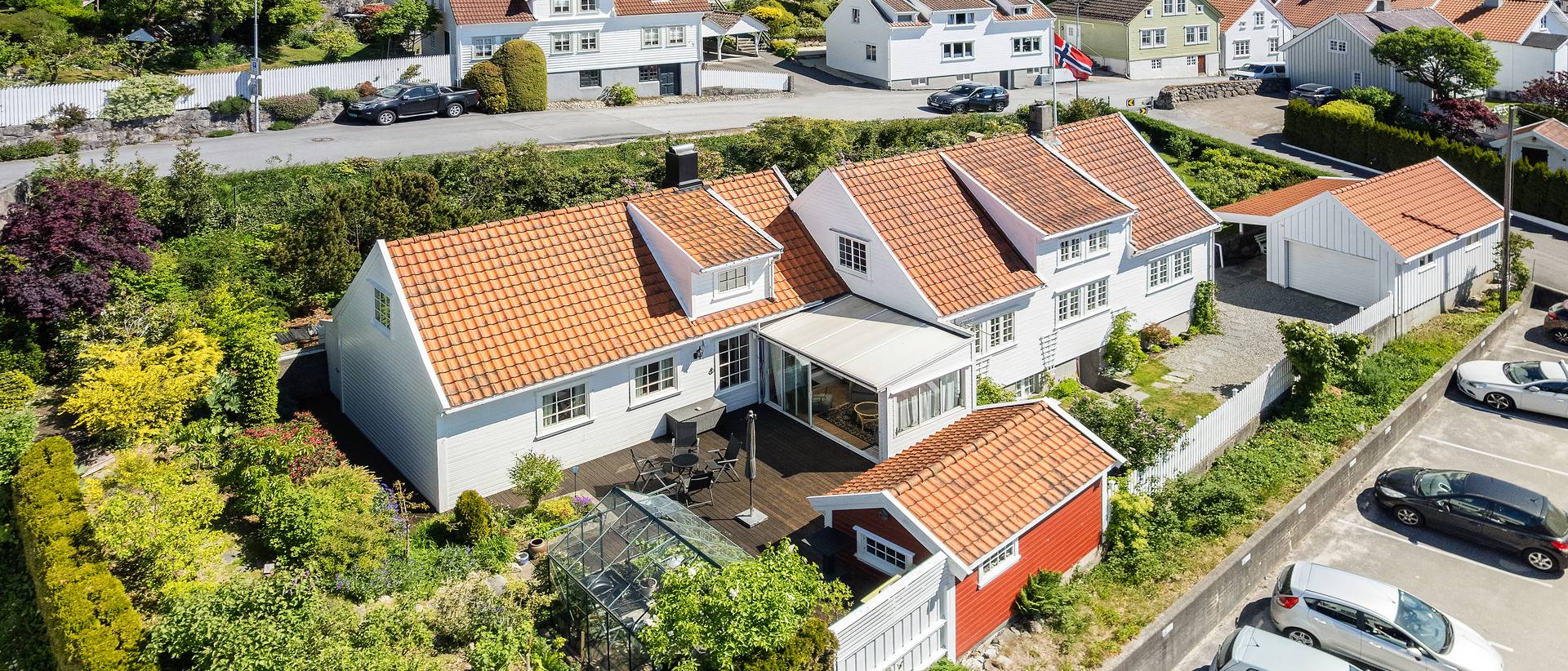 Hage og uteområde fra Fabriksgaten 10